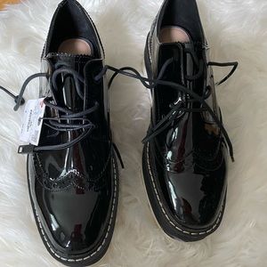 Womens lace up shoes